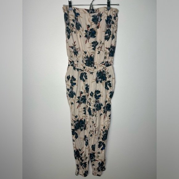 Aritzia Pants - Aritzia Talula tabatha tropical floral strapless jumpsuit
